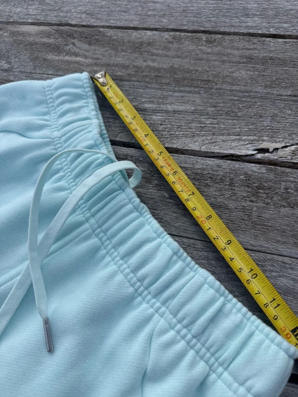 Lululemon Scuba Mid-Rise Oversized Short 7